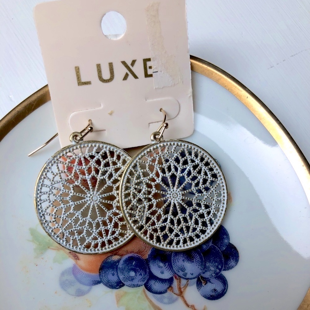 New LUXE White Filagree Earrings
